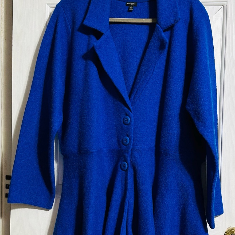 Madison Woman 3x 100% Wool Royal Blue Button-Up Blazer